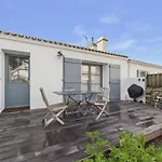 Hébergement de vacances Maison Pour 4 Adultes 2 Enfants A 30 M De La