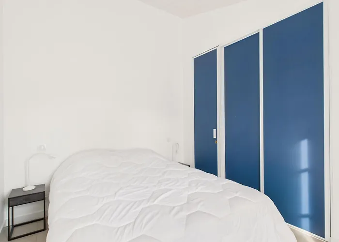 Maison Pour 4 Adultes 2 Enfants A 30 M De La *